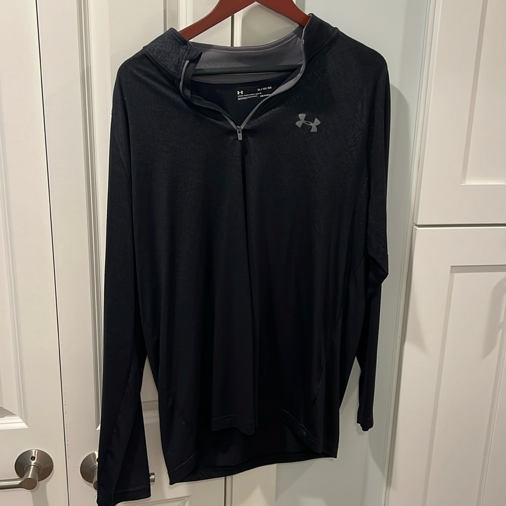 Under Armour 1/4 zip heat gear long sleeve performance shirt XL